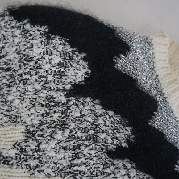 Vintage Dynanite White Black Knit Crewneck Sweater P/S - Picture 12 of 14